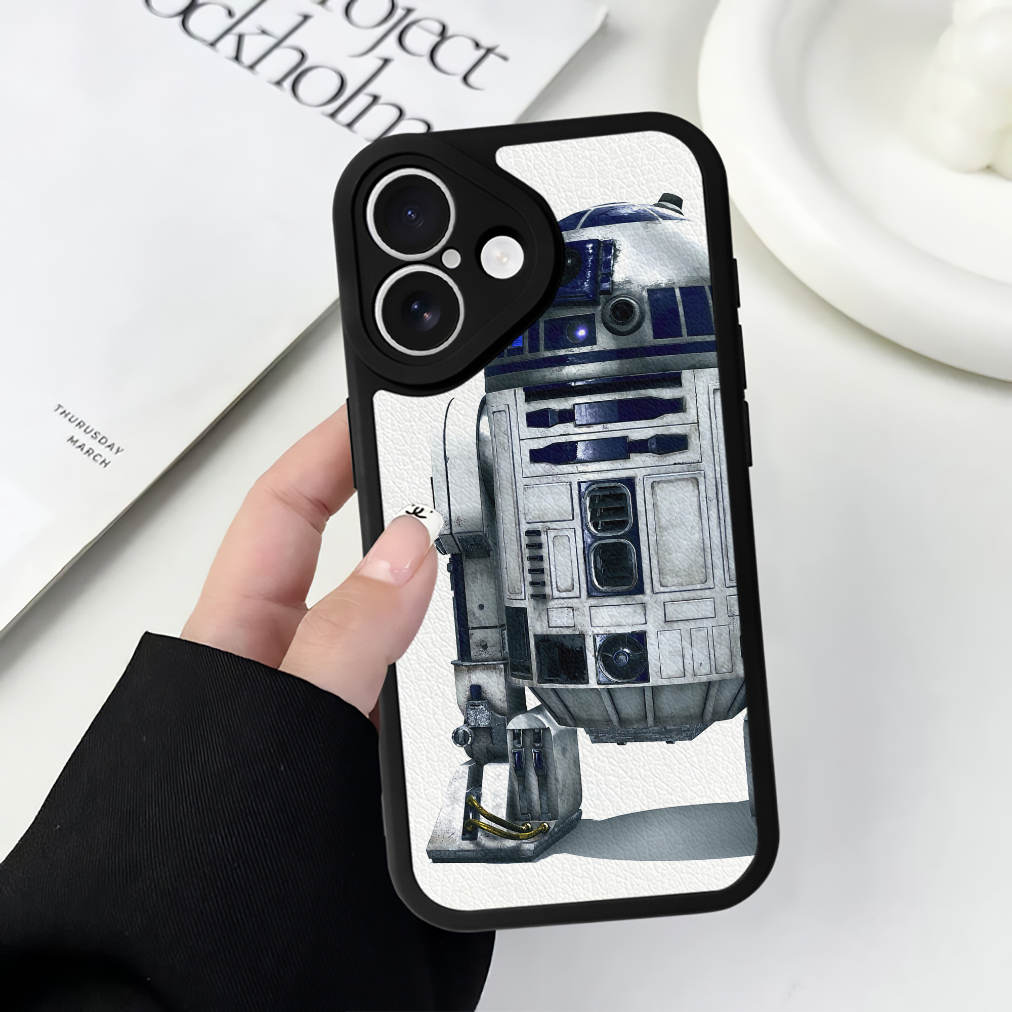 （画像用） スター・ウォーズ Star Wars 【iPhone 16シリーズ対応】シリコンスマホケース（レザー調） 材質：シリコン